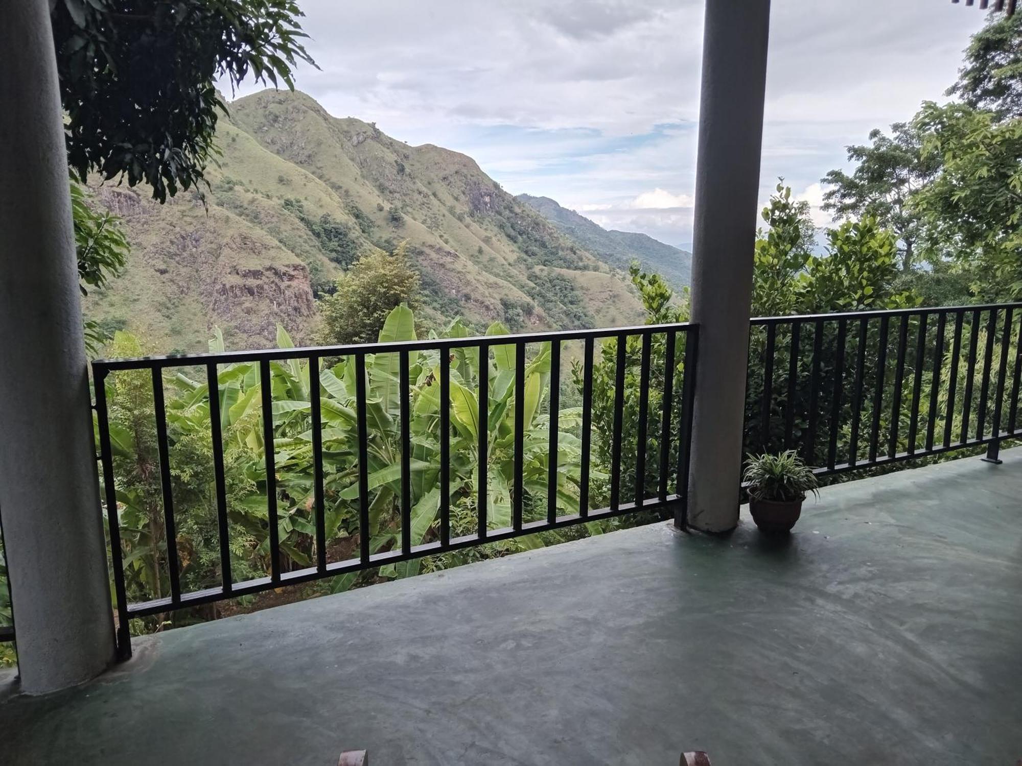 Nature Green Hotels On Rock Home Ella Ngoại thất bức ảnh